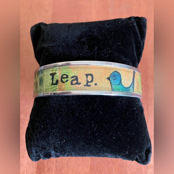 Kelly Rae Roberts Message Bangle - Picture 4 of 4